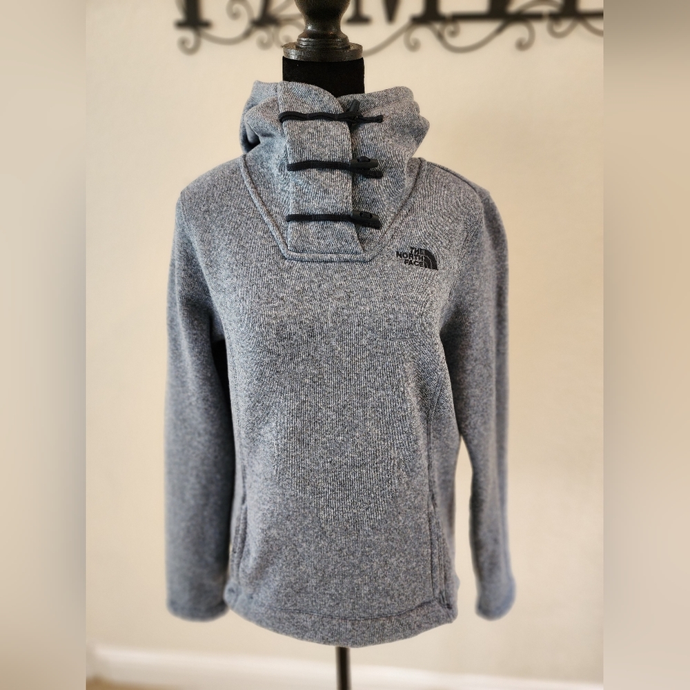 The North Face Crescent Hooded Fleece Pullover size S